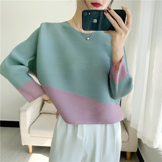 เสื้อยืดลําลอง จับจีบ ทรงหลวม เข้ากับทุกการแต่งกาย แฟชั่นฤดูใบไม้ผลิ และฤดูใบไม้ร่วง สําหรับสตรี 2022