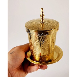 ชุดแก้วทองเหลืองตอกลายกลีบบัวหลวง ความสูงตัวแก้ว 9cm