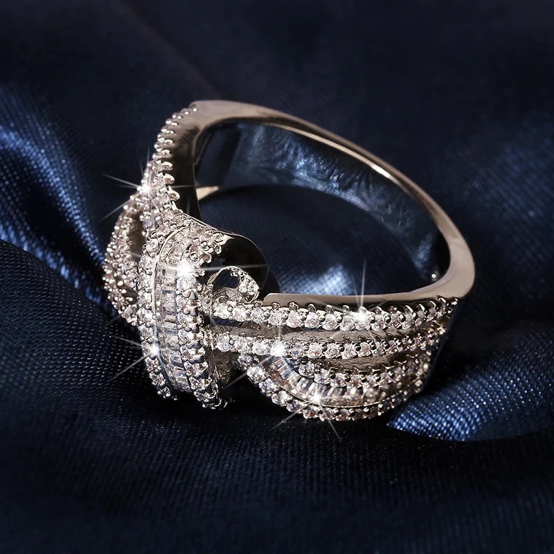 แหวนเงินแท้-เกรด-925-ประดับเพทายคริสตัล-รูปโบว์-เรขาคณิต-หรูหรา-เครื่องประดับ-สําหรับผู้หญิง