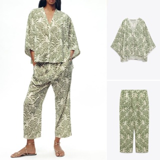 Zara เสื้อเชิ้ตแขนยาว คอวี พิมพ์ลาย และกางเกงขากลาง ทรงหลวม แฟชั่นฤดูร้อน 23 สําหรับผู้หญิง4437251 9479275