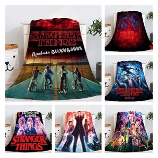 ผ้าห่ม ผ้าสักหลาด แบบนิ่ม พิมพ์ลาย Stranger Things ขนาด 75 ซม. X 100 ซม. แบบพกพา ให้ความอบอุ่น แฟชั่นฤดูใบไม้ผลิ และฤดูใบไม้ร่วง สําหรับตกแต่งบ้าน