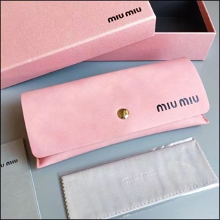 พร้อมส่ง MiuMiu ชุดกล่องแว่นกันแดด แฟชั่น 2023 (กล่อง + เมาส์ + การ์ด + เสื้อผ้าทําความสะอาด + ถุงกระดาษ)