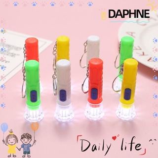 Daphne พวงกุญแจไฟฉาย LED พลาสติก ขนาดเล็ก แบบพกพา สุ่มสี สําหรับเด็ก 10 ชิ้น