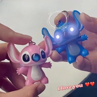 พวงกุญแจ จี้ตุ๊กตาการ์ตูนดิสนีย์ Stitch LED น่ารัก เหมาะกับของขวัญ ของเล่นสําหรับเด็ก