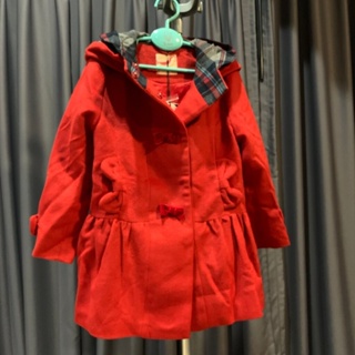เสื้อโค้ทเด็ก เสื้อกันหนาวเด็ก พร้อมฮู้ดลายสก๊อต บุซับในกันลมอย่างดี น่ารักมากๆค่ะ สีแดง