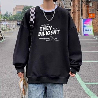 เสื้อกันหนาวแขนยาว คอกลม แบบสวมหัว พิมพ์ลายกราฟฟิคตัวอักษร สีเขียว สไตล์เกาหลี เหมาะกับฤดูหนาว สําหรับผู้ชาย และผู้หญิง มีสีขาว สีดํา ทรงหลวม แบบบาง