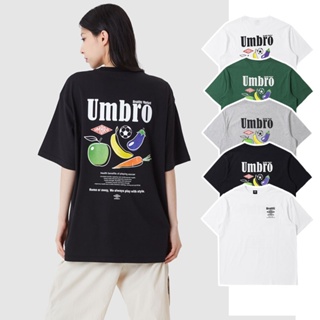 Umbro Umbro เสื้อยืดลําลอง แขนสั้น คอกลม พิมพ์ลายผลไม้ ขนาดใหญ่ สําหรับผู้ชาย และผู้หญิง