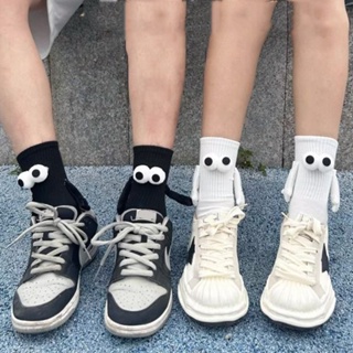ถุงเท้ากีฬา แบบยาว แม่เหล็ก ลายการ์ตูนตาโต 3D ใส่สบาย สําหรับผู้หญิง และผู้ชาย