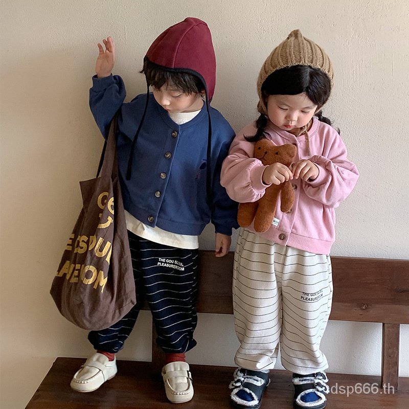 zuo-xiaoran-childrens-clothing-2023-autumn-new-korean-style-embroidered-sweater-coat-childrens-solid-color-single-breasted-round-neck-top-yymc