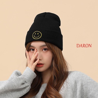 Daron หมวกบีนนี่ ผ้าถัก ลายหน้ายิ้ม ให้ความอบอุ่น แฟชั่นฤดูใบไม้ร่วง ฤดูหนาว สําหรับผู้ชาย และผู้หญิง