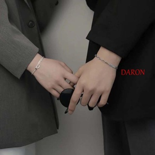 Daron สร้อยข้อมือคู่ พังก์ หรูหรา คู่รัก โซ่ สําหรับผู้ชาย ผู้หญิง อารมณ์ สายรัดข้อมือ