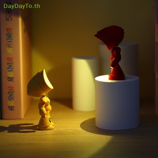 Daydayto โคมไฟตั้งโต๊ะ LED รูปการ์ตูนฮีโร่ ขนาดเล็ก สร้างสรรค์ สําหรับตกแต่งห้องนั่งเล่น DIY