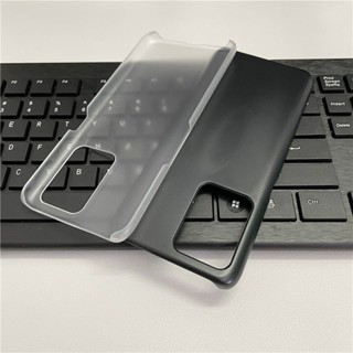 เคสโทรศัพท์มือถือ PC แบบแข็ง เนื้อแมตต์ บางพิเศษ ป้องกันลายนิ้วมือ สีเหลือง สําหรับ OPPO Realme GT2 GT 2 Pro