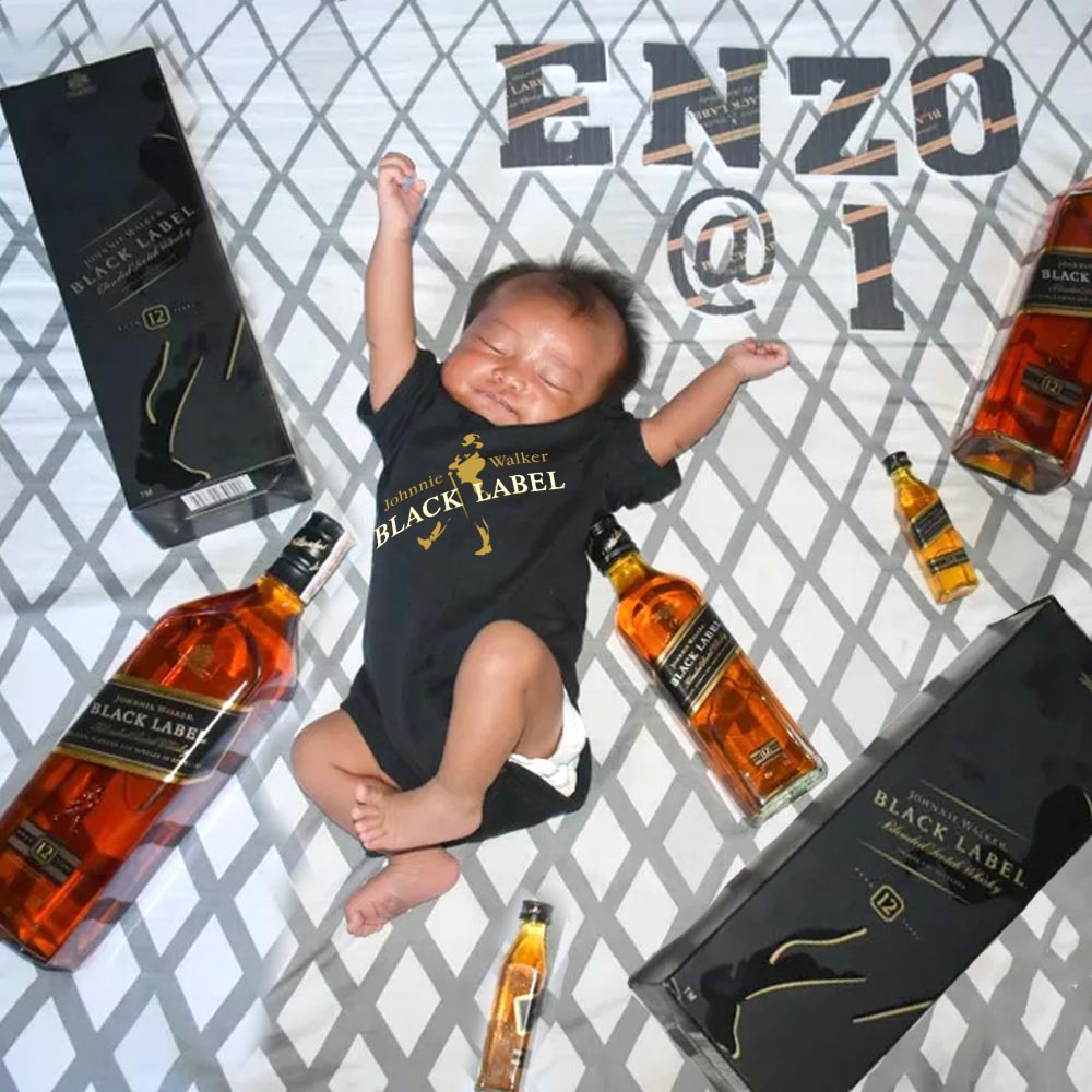 haginbaby-ชุดรอมเปอร์-ธีมอาหาร-johnnie-walker-whisky-baby-onesie-monthly-milestones-สําหรับเด็ก