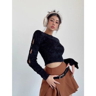 เสื้อกันหนาวแขนยาว ผ้ากํามะหยี่ขนนิ่ม ทรงสลิมฟิต ฉลุลาย สีดํา เหมาะกับฤดูใบไม้ร่วง สําหรับผู้หญิง MC LU7W