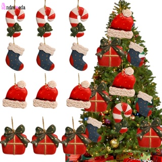 1 ชิ้น เรซิน คาวาอี้ ที่มีสีสัน ต้นคริสต์มาส ไม้เท้า หมวก ถุงเท้า กล่องของขวัญ การ์ตูนคริสต์มาส DIY แขวนจี้ ตกแต่งบ้าน