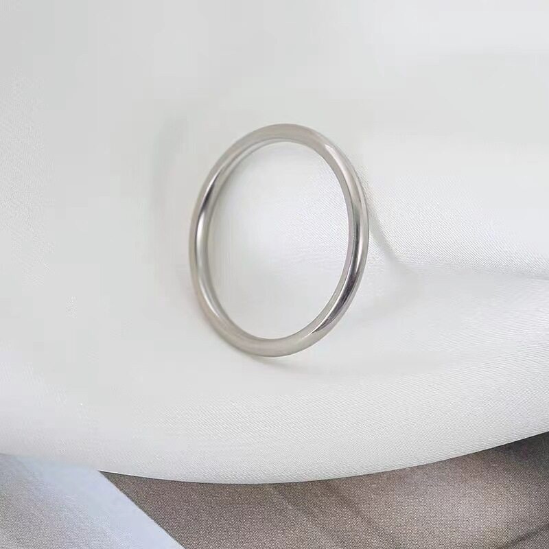 แหวนเหล็กไทเทเนียม-แบบบางพิเศษ-ขนาด-2-มม-ไม่ซีดจาง-แฟชั่นสําหรับผู้หญิง