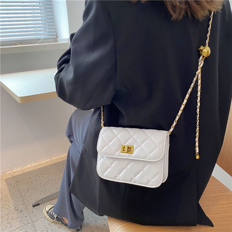 bag-women-2023-new-fashion-high-grade-texture-niche-fashion-small-fragrance-diamond-chain-oblique-arm-small-square-bag-2023