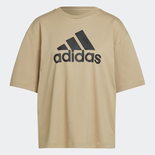 adidas ไลฟ์สไตล์ เสื้อยืด Future Icons Badge of Sport ผู้หญิง สีเบจ HL1948