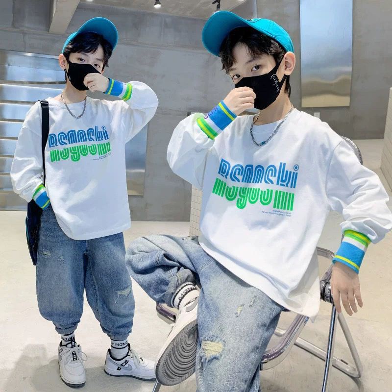 boys-long-sleeved-t-shirt-2023-spring-and-autumn-new-korean-cotton-blouse-in-autumn-black-and-white-bottomed-shirt