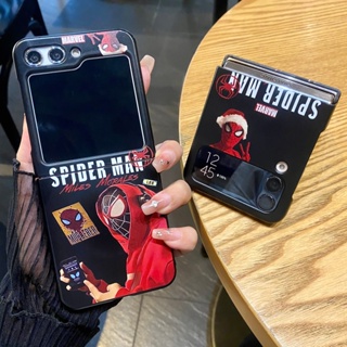 เคสโทรศัพท์แบบแข็ง กันกระแทก ลายตัวอักษรภาษาอังกฤษ Marvel Spider Man สีดํา พร้อมสายคล้อง สําหรับ Samsung Galaxy Z Flip 5 4 3 2 1 Flip5 Flip4 Flip3 Flip2 5G