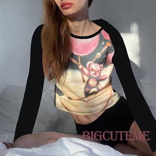 []- เสื้อครอปท็อป แขนยาว พิมพ์ลายหมีน่ารัก แบบสวมหัว สําหรับผู้หญิง ใส่ไปคลับ สตรีทแวร์