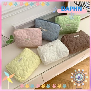 Daphs กระเป๋าเครื่องสําอาง ลายดอกไม้ น้ําหนักเบา จุของได้เยอะ สีพื้น สําหรับผู้หญิง