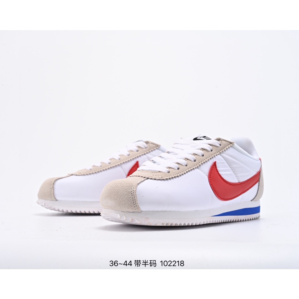 Saturn 72 nike deals