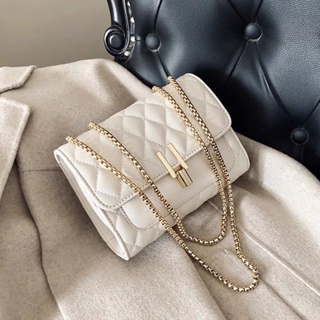 Chanel Style Bag Womens 2022 New White Chain Bag High-end Fashion Crossbody Bag Diamond Bag Star Same Style