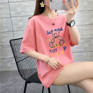 เสื้อยืดคอกลม แขนสั้น ผ้าฝ้าย 100% พิมพ์ลายกราฟฟิติหมีน้อย ทรงหลวม โอเวอร์ไซซ์ แฟชั่นฤดูร้อน สําหรับผู้หญิง (ไซซ์: S-3XL)