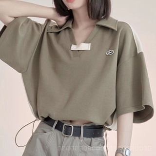 เสื้อยืดแขนสั้น คอวี สีคอนทราสต์ แฟชั่นฤดูร้อน สไตล์เกาหลี สําหรับผู้หญิง 2023