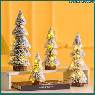 สไตล์ใหม่ที่มีประภาคารเหมือน Flocking Cedar Tree เดสก์ท็อปเครื่องประดับต้นคริสต์มาสตกแต่งคริสต์มาส MINI Pine เข็มดอกไม้