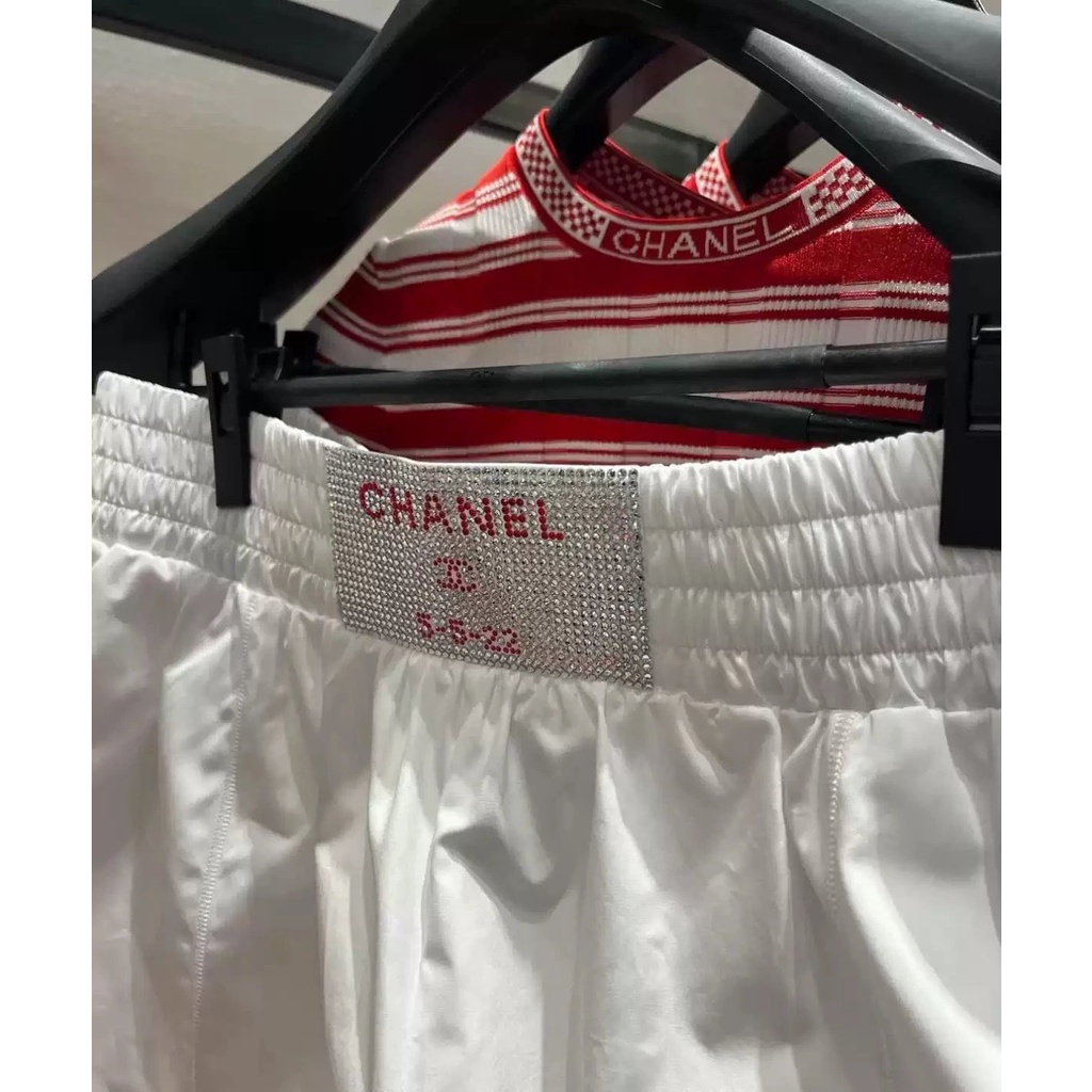 chanel-23c-กางเกงขาสั้นลําลอง-พิมพ์ลายตัวอักษร-ประดับเพชรเทียม-สีขาว-แฟชั่นฤดูใบไม้ผลิ-ขายดี-ซื้อวันพีชยากมาก-ขนาด-36-40