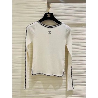 Chanel22c ใหม่ เสื้อถักไหมพรม สไตล์ฤดูใบไม้ผลิ สองสี 36 38 40.