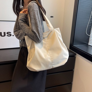 กระเป๋าถือ กระเป๋าสะพายไหล่ ผ้าไนล่อน ทรงโท้ท ขนาดใหญ่ จุของได้เยอะ แบบเรียบง่าย สไตล์เกาหลี และญี่ปุ่น สําหรับผู้หญิง มี 3 สี