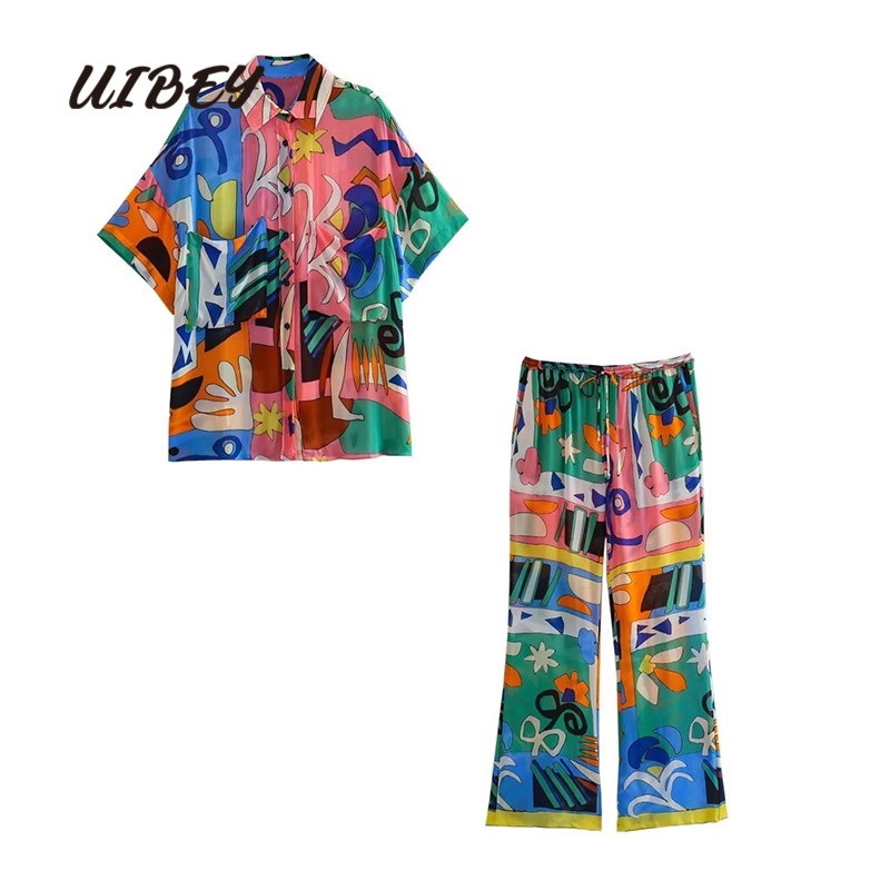 uibey-เสื้อคอปก-พิมพ์ลายแนวตั้ง-พร้อมกางเกง-แฟชั่น-23024