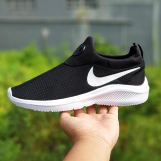 Sepatu nike sales kaishi run