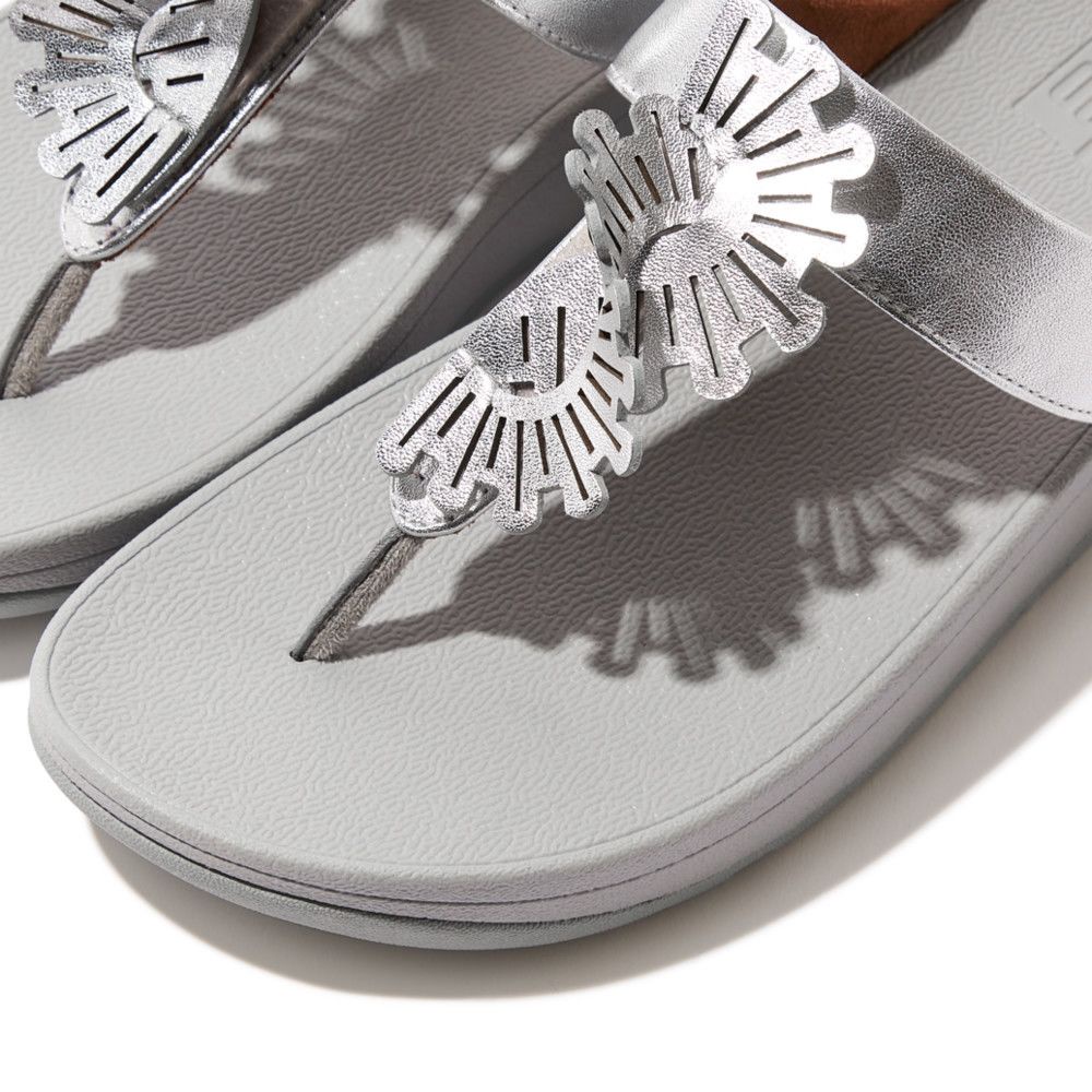 fitflop-fino-รองเท้าแตะแบบหูหนีบผู้หญิง-รุ่น-eo4-011-สี-silver