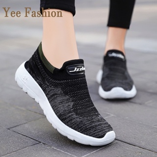 YEE Fashion รองเท้าผ้าใบผู้ชาย รองเท้าลำลองผู้ชาย  ท้าผ้าใบแฟชั่น สไตล์เกาหลี กีฬากลางแจ้ง ทำงาน ท้าลำลอง XYD2390VS3 37Z230913