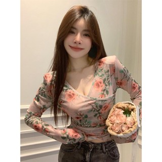เสื้อยืดแขนยาว คอวี ผ้าโปร่ง ลายดอกไม้ กันแดด แบบเข้ารูป แฟชั่นฤดูร้อน สําหรับผู้หญิง 2023