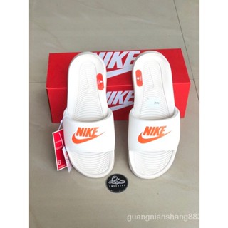 Selipar store nike original