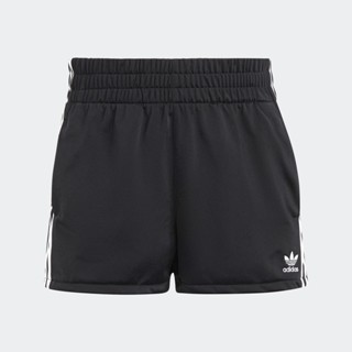 adidas ไลฟ์สไตล์ กางเกงขาสั้น Adicolor 3-Stripes ผู้หญิง สีดำ IB7426
