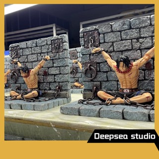 Deepsea studio [Quick delivery in stock] Dream prison ace one piece fire fist ace battle damage scene ace hand-made statue decoration model