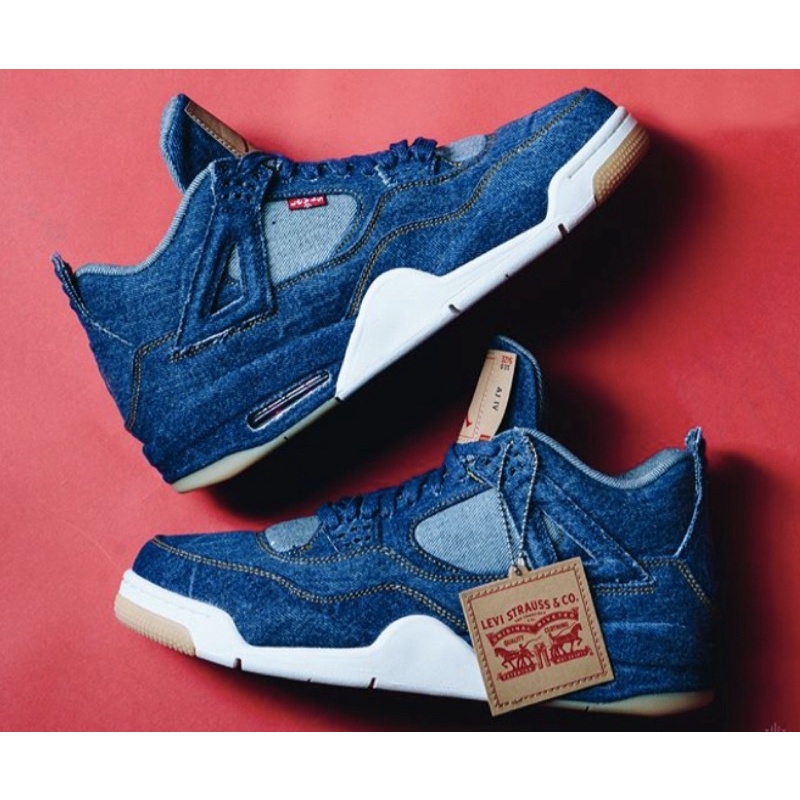 levis aj4