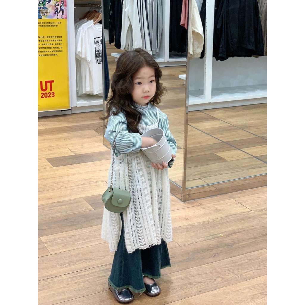 korean-girls-spring-and-autumn-suit-foreign-style-rice-white-embroidery-lace-sling-skirt-striped-top-two-piece-childrens-wear-trend
