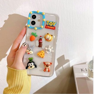 ครีมการ์ฟิลด์ เคสโทรศัพท์การ์ตูนน่ารัก เคสโทรศัพท์ตุ๊กตาสามมิติ compatible for เคสไอโฟน11 เคสไอโฟน 13 เคสไอโฟน 12 เคสไอโฟน 14 promax เคสไอโฟน XR เคสไอโฟน13promax เคสไอโฟน 14