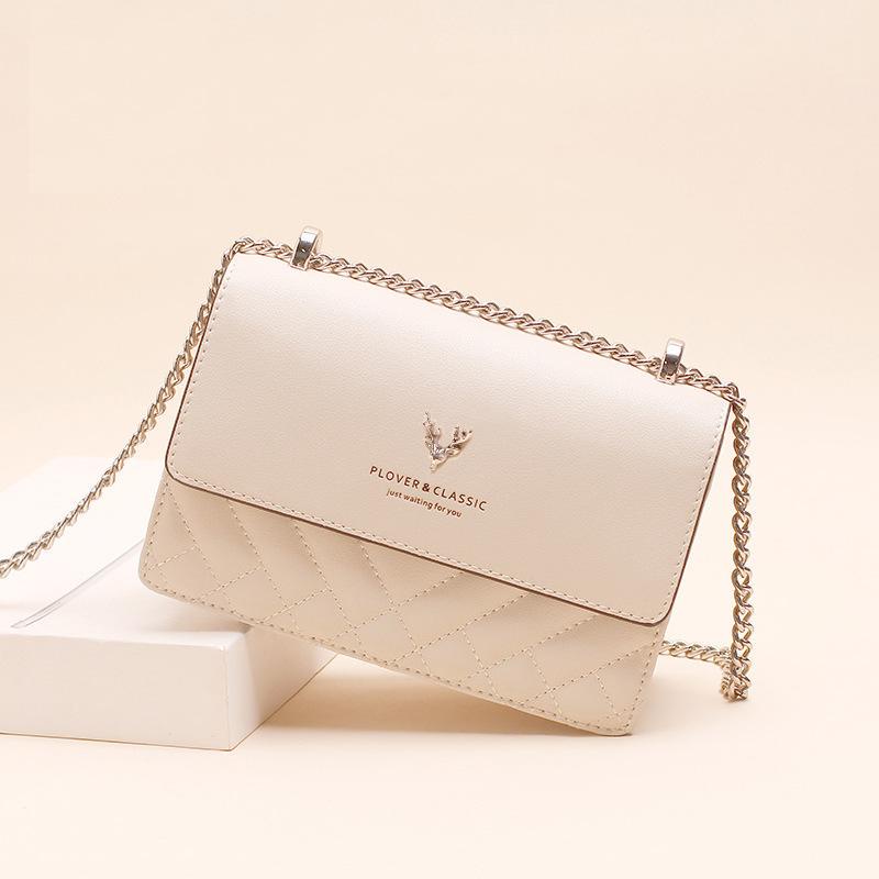 Premium FashionBAG กระเป๋าสะพายข้าง สายโซ่สีทอง วัสดุหนังPU ทนทานหรูหรา รุ่น8075