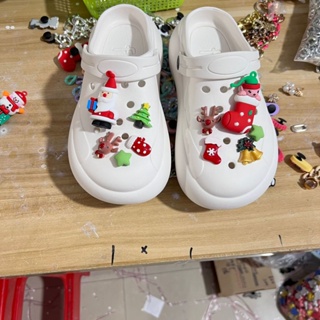 Crocs jibbitz charms diy แฟชั่น ตกแต่ง สําหรับตกแต่งรองเท้า crocs เริ่มต้น