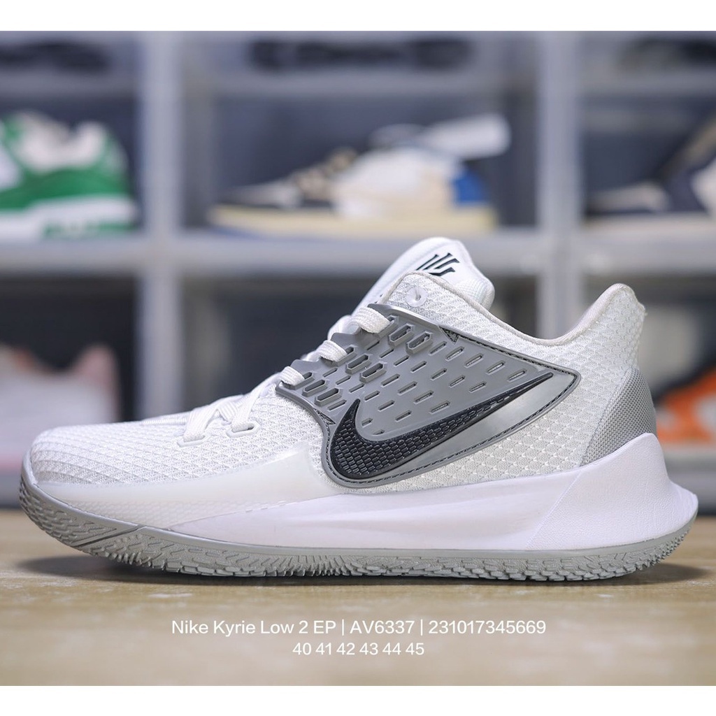 Nike kyrie deals low 2 price