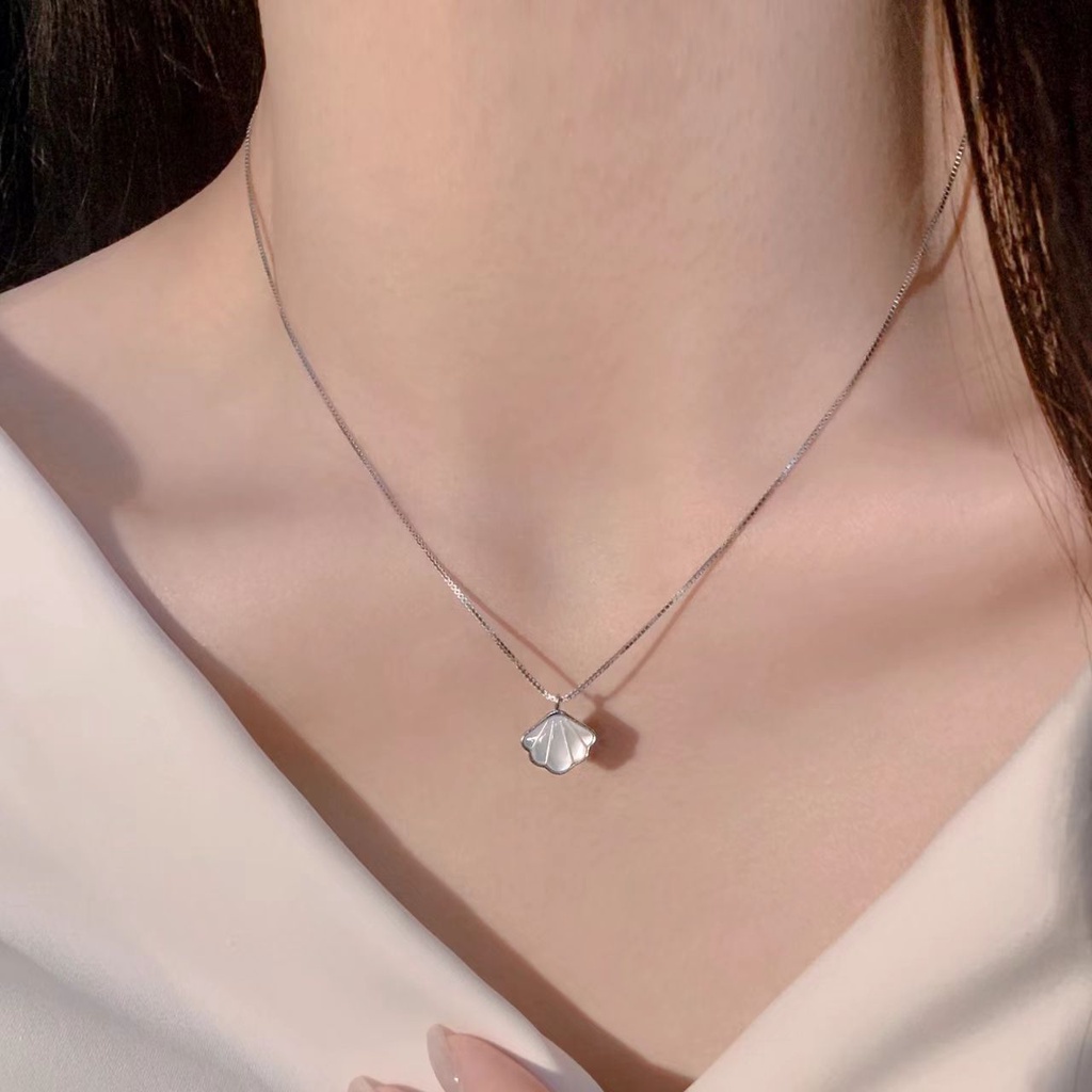 one-bei-zi-necklace-womens-light-luxury-niche-high-end-design-sense-ins-clavicle-chain-elegant-simple-color-free-necklace-trendy